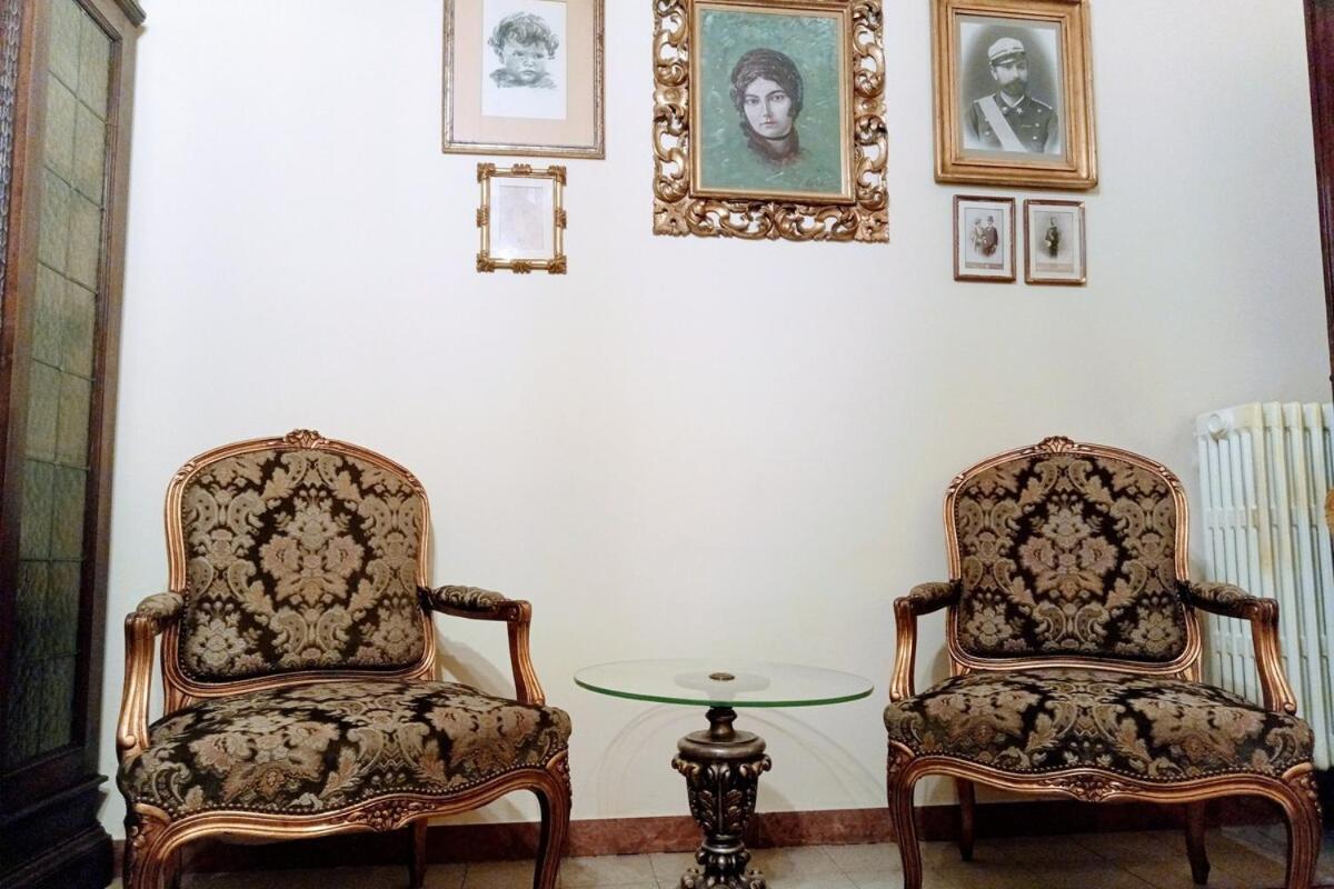 Appartement Nobility In The Heart Of Florence!
